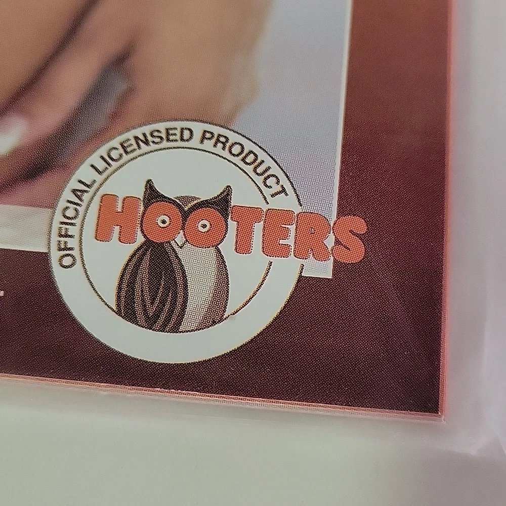 New-sealed Never Used HOOTERS Collection Calendar Girls 2016